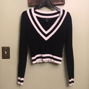 Long sleeve crop top